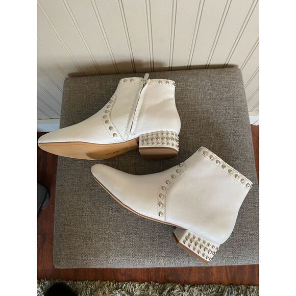 Sam Edelman White Boots “Studded” Lorin Boot 9.5 - Picture 7 of 7